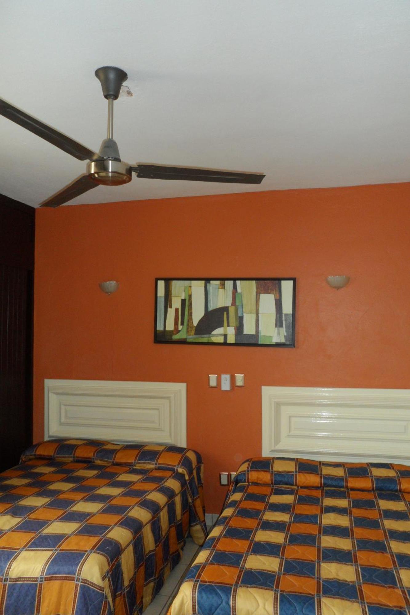 Hotel Fernando Tuxtla Gutiérrez Buitenkant foto